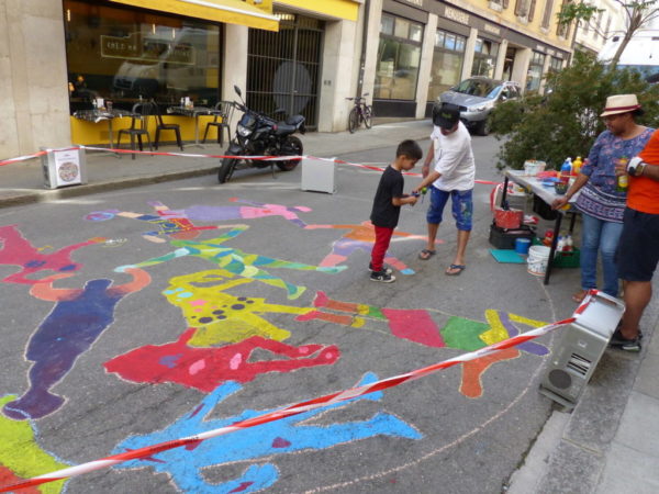 Peinture participative, avec Jérôme Bichsel - Fête des 10 ans d'itopie informatique à Genève le 4 juin 2022